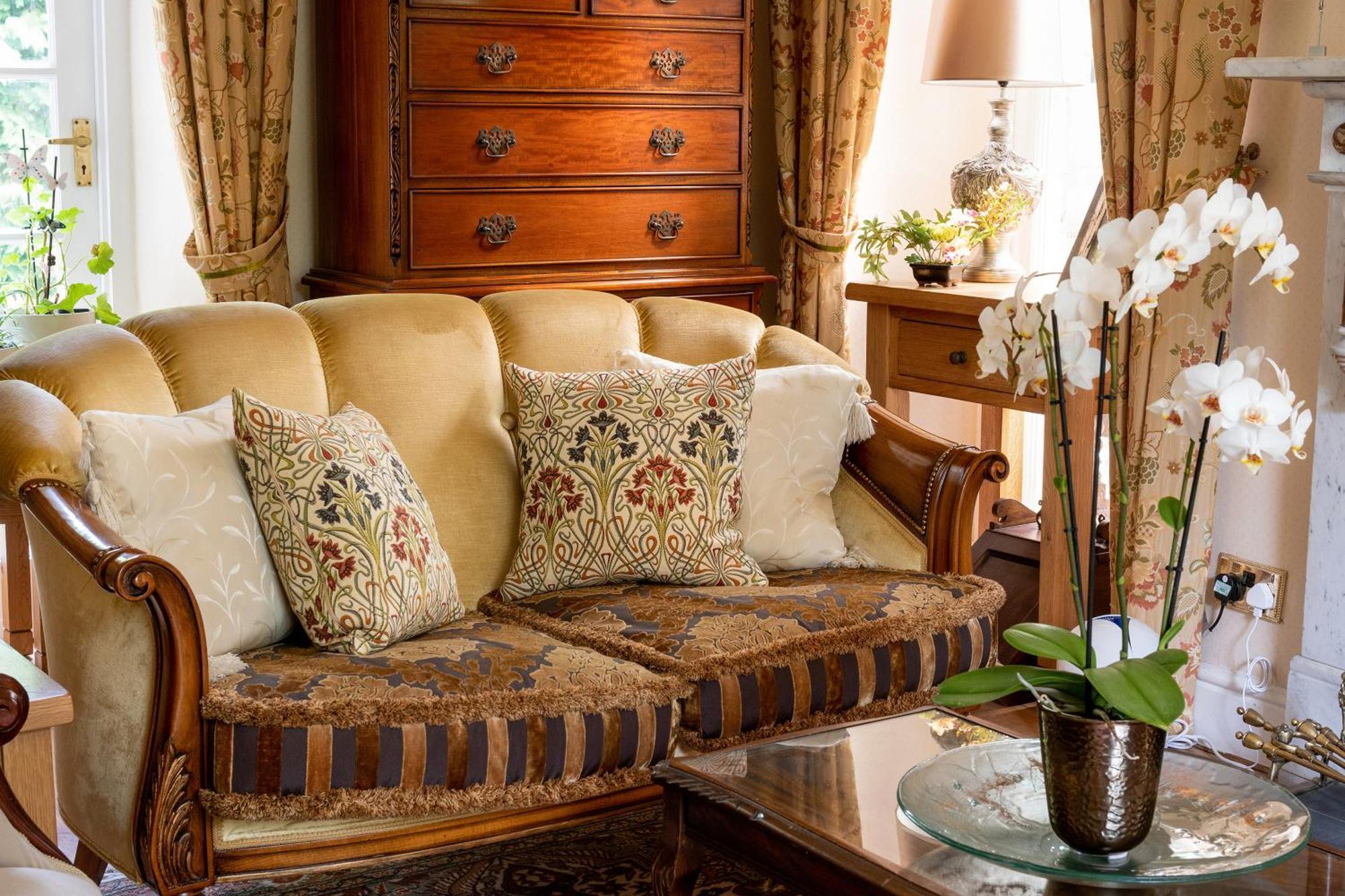 Afon Rhaiadr Country House 돌겔라우 외부 사진
