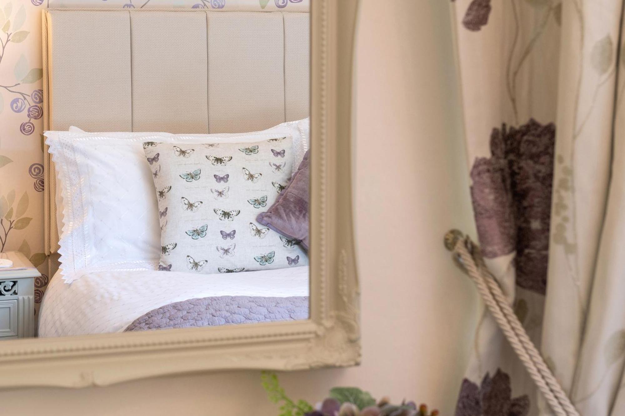 Afon Rhaiadr Country House 돌겔라우 외부 사진
