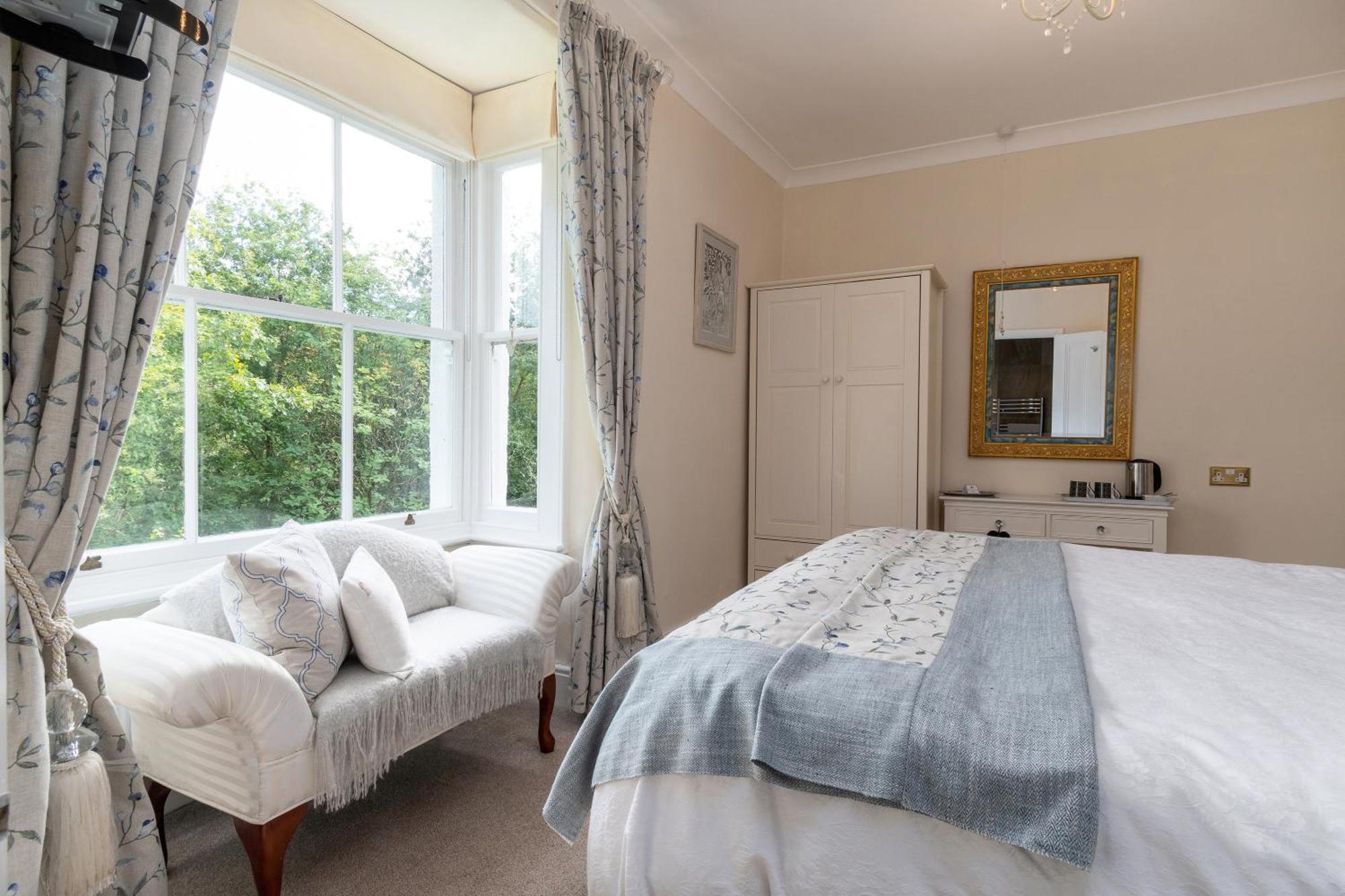 Afon Rhaiadr Country House 돌겔라우 외부 사진