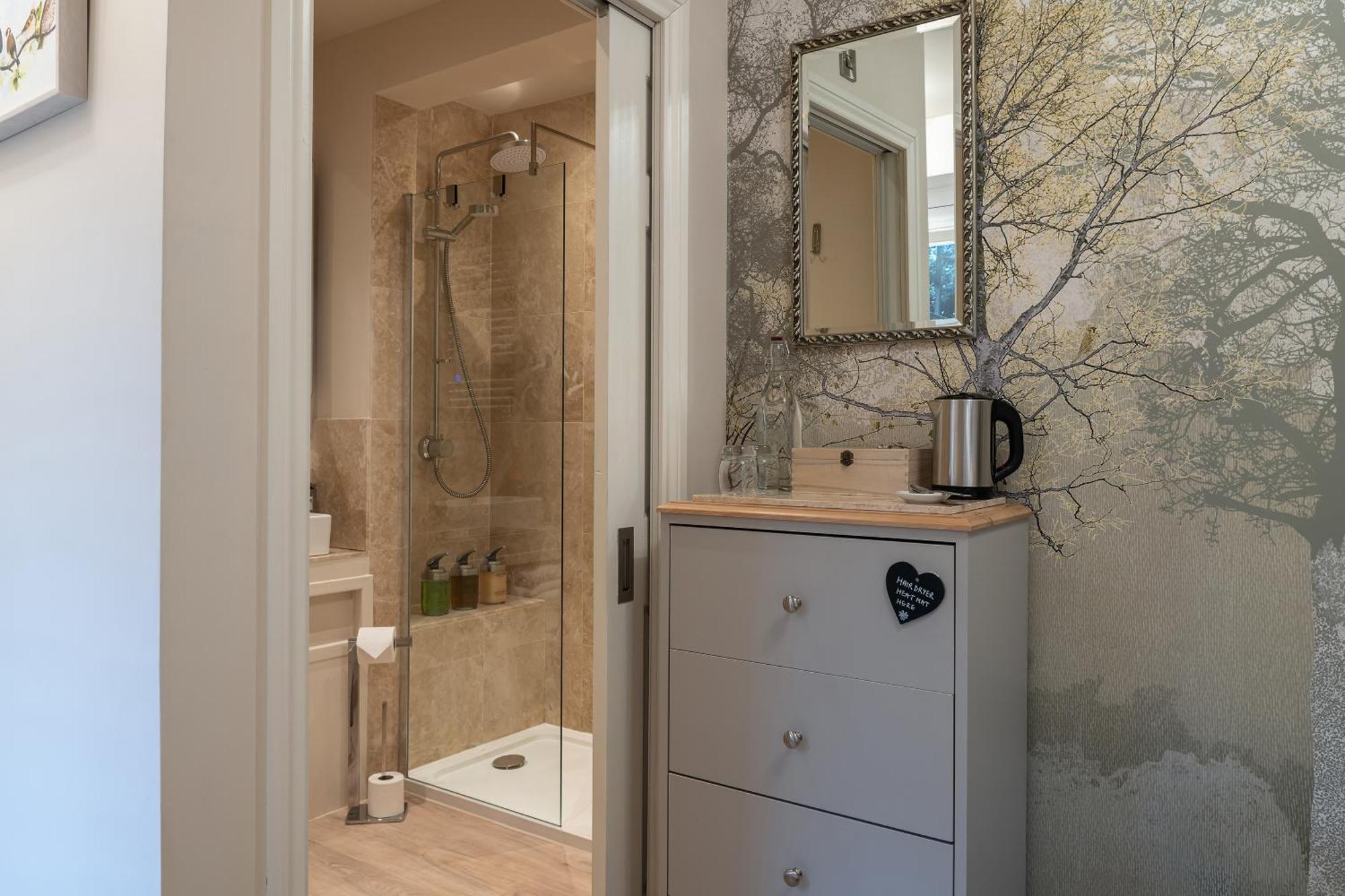 Afon Rhaiadr Country House 돌겔라우 외부 사진