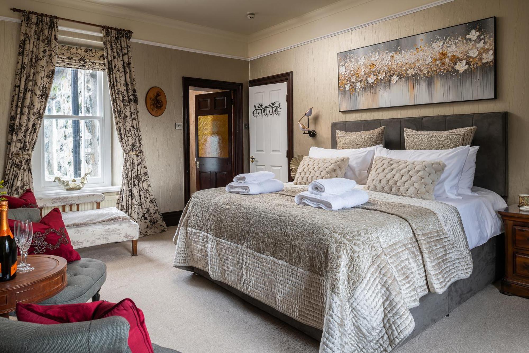 Afon Rhaiadr Country House 돌겔라우 외부 사진